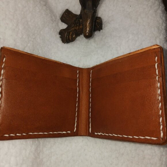 Carved Eagle Wallet - Hand Crafted - Picture 4 of 8